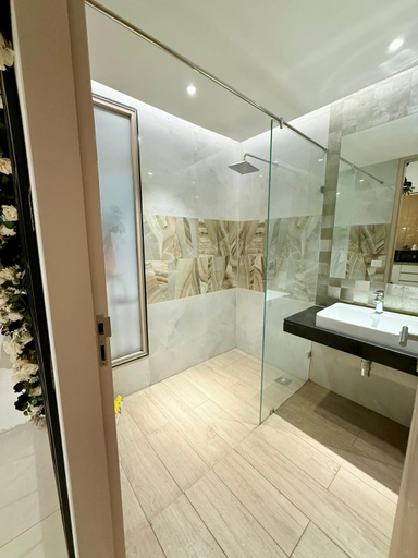Bathroom 3, Luxury studios key 3, Gurgaon