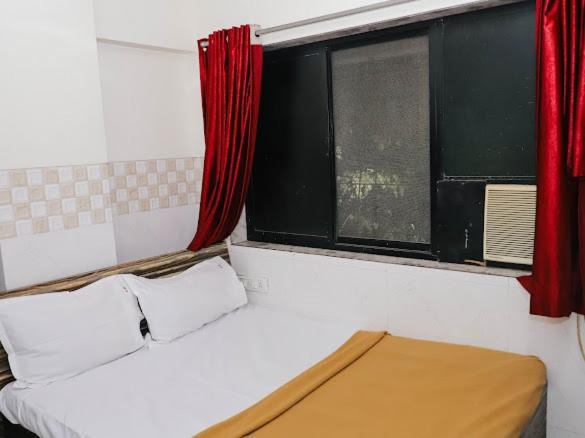 4, Hotel Shree Residency , Thane