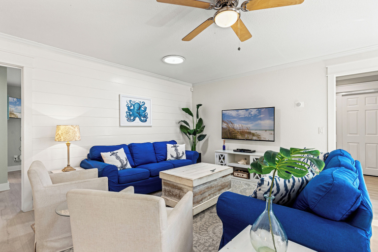Others 5, Laguna Breeze! Dog-friendly 4BR Beach Escape for 8 With Coastal Charm!, Bay
