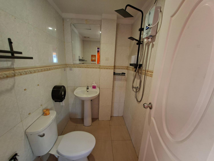 Bathroom 5, Revolution Hostel Koh Tao, Ko Phangan