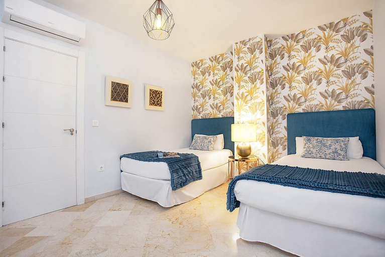 Bedroom 2, Genteel Home Tablas, Granada
