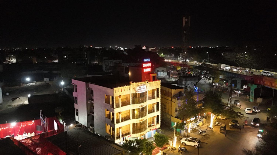 Others 3, hotel shubh shree, Bilaspur