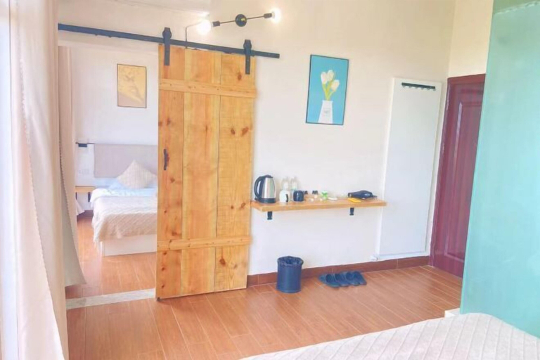 Room 2, Beihai Weizhou Xiaodeng Yujiale