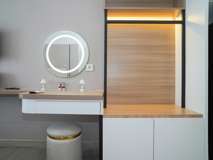 Other Facilities 5, Chic Brown Touch Studio at Apartment Collins Boulevard By Travelio, Tangerang