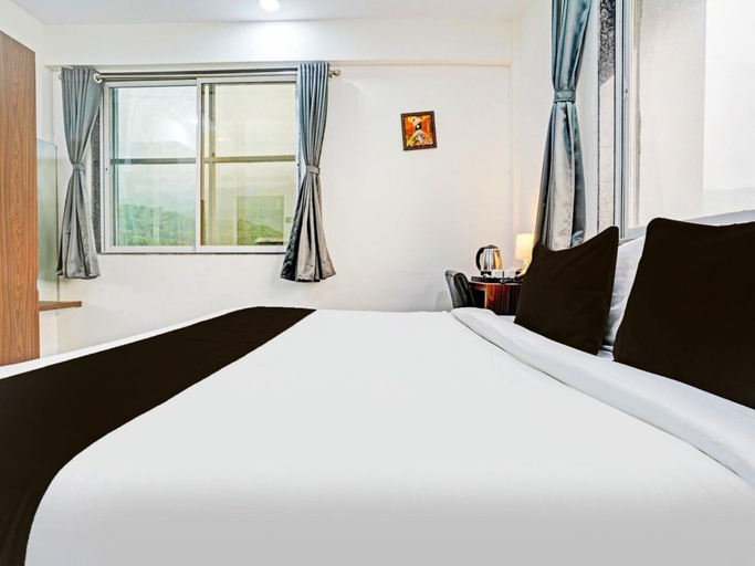 Room 5, Collection O Lodha Experia Mall Dombiwali, Thane