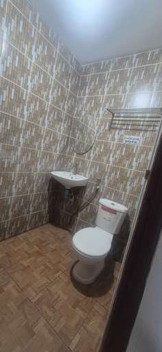 Bathroom 2, P Place, Bang Kapi