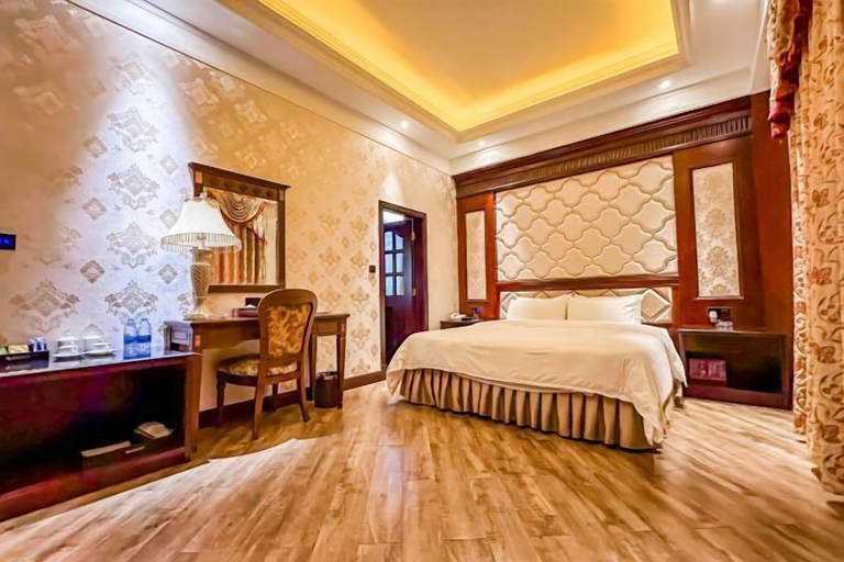 Bedroom 3, Guangning Overseas Chinese Hotel, Zhaoqing