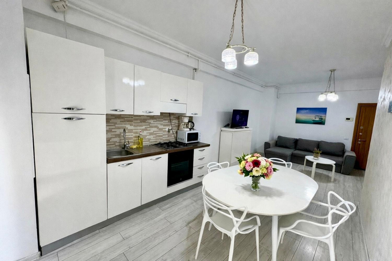 Others 5, Solid Residence Mamaia 387, Constanta