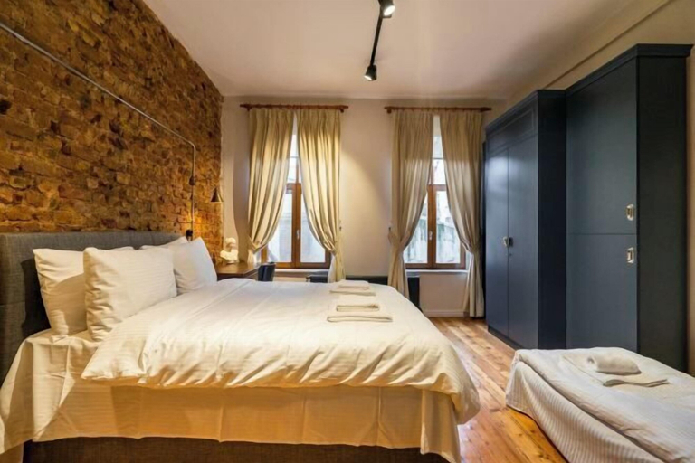 Bedroom 4, Ganbaru Tours - Private Triplex&Duplex, Beyoğlu