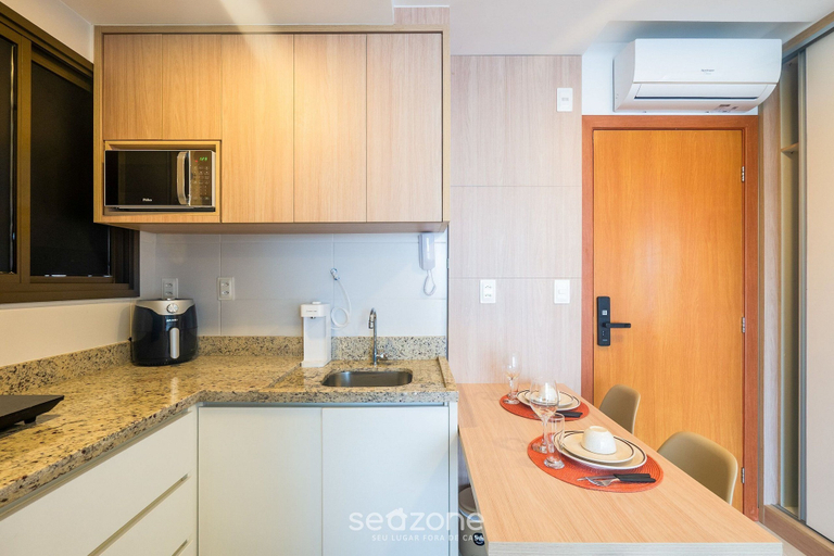 Private kitchen 3, Studio in Condo w/ Pool and Gym Ftw1106, Salvador