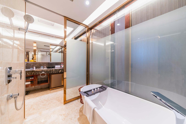 Bathroom 4, Ramada By Wyndham Huizhou South, Huizhou