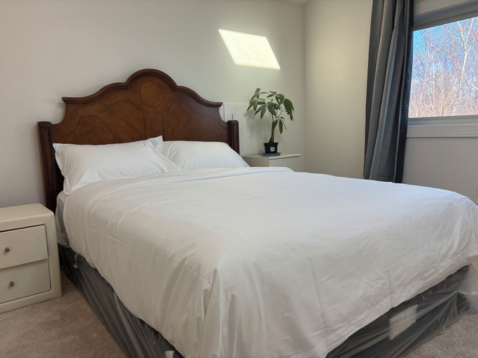 Room 3, Comfortable Room in a Shared Home, Greater Vancouver
