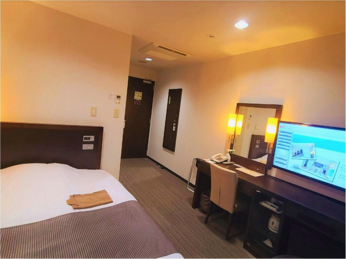 Bedroom 3, Saijo Urban Hotel, Saijō