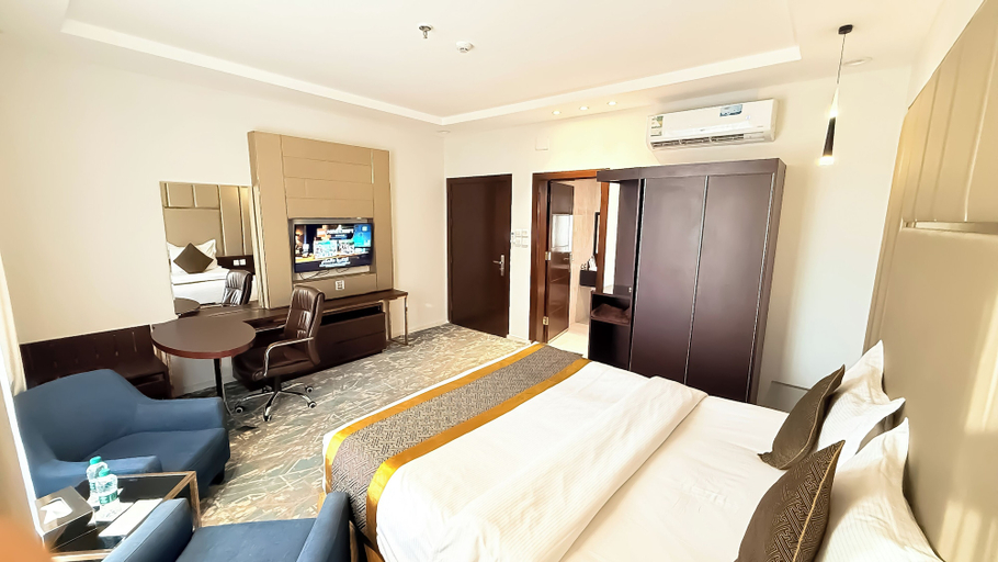 Bedroom 2, Dhikra Hotel, Taif