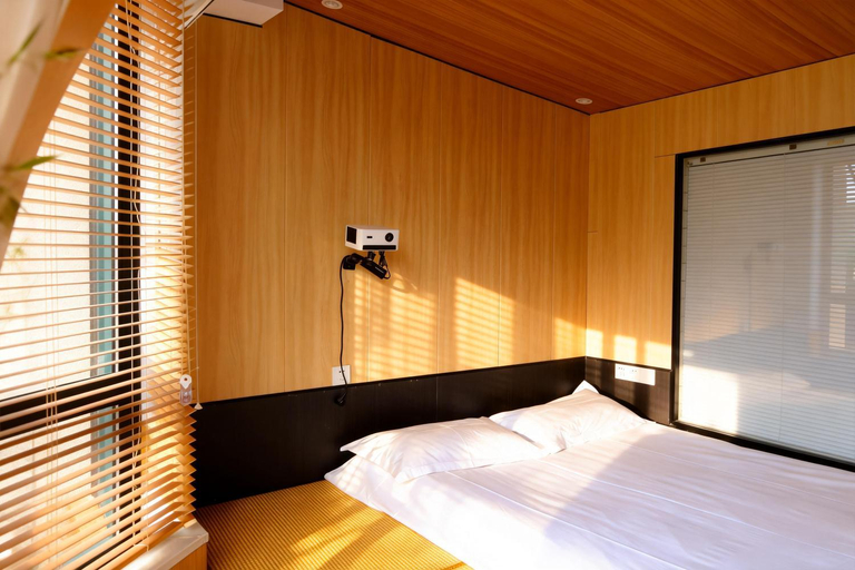 Bedroom, City Park Hotel, Shanghai