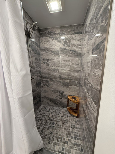 Bathroom 4, The Orion, Fairbanks North Star