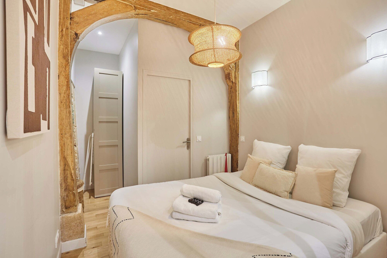 Room 1, Charming Apartment Center of Paris - Montogueil, Paris