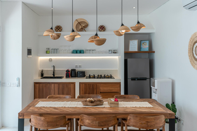 Others 4, Villa Irena : Elegant Canggu Gem – 3BR, Pool, Rooftop Lounge, Badung