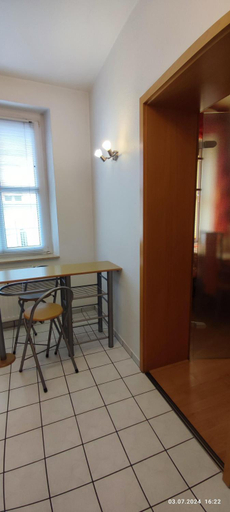 Others 4, DIE HOTELALTERNATIVE DELUXE APP erste Etage mit 2 Schlafzimmer Haus 63, Solingen