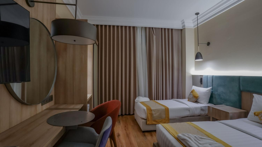 Bedroom 3, Roaya Alandalus Elite Hotel, Al Madinah Al Munawwarah