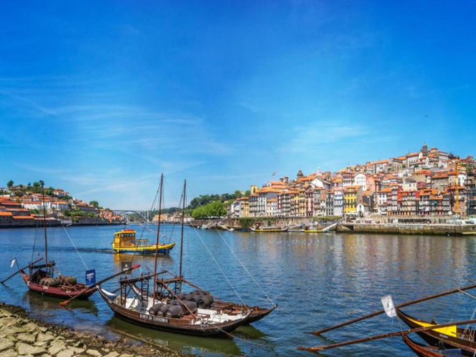 5, Charming 1-Bedroom Apartment in Oporto, Porto
