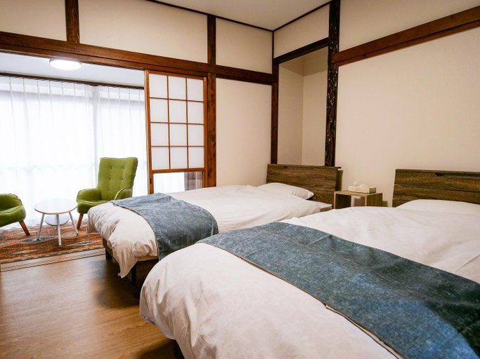 Bedroom 2, Family Villa KASAMA, Kasama