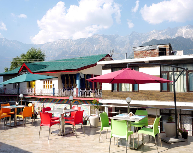 Food & Drinks 1, Ess & Bee Resorts, Kangra