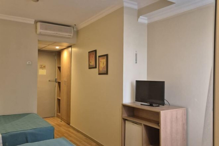 Bedroom 5, Haydarpasa Hotel, Kadıköy