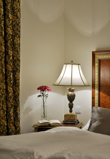 Bedroom 2, Hotel Romanza, Cheb