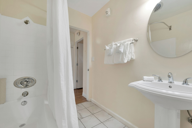 Bathroom 4, Magic Castle Hotel, Los Angeles