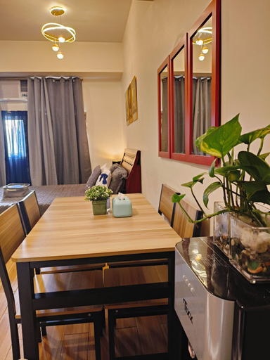 Dining 2, Tessa's Place Staycation, Biñan