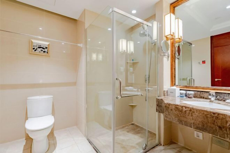 Bathroom 3, JIA HAO HOTEL INTERNATIONAL PLAZA WUHAN, Wuhan