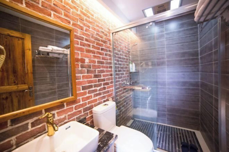 Bathroom 4, Shurentang Boutique Guesthouse, Huangshan