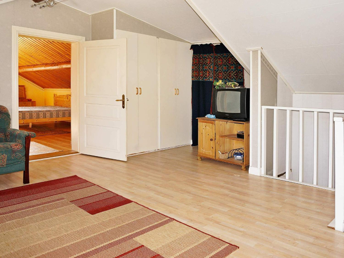 Bedroom 2, person holiday home in STOCKARYD, Sävsjö