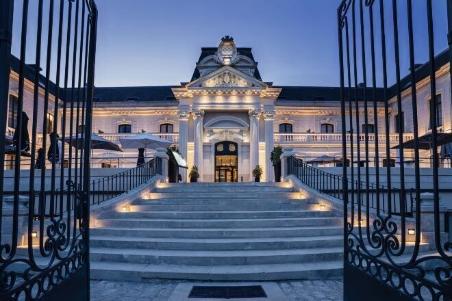Exterior & Views, Best Western Plus Hotel de la Cite Royale, Indre-et-Loire