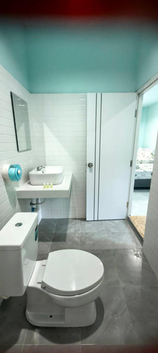 Bathroom 3, Koh Tao Townhouse, Ko Phangan