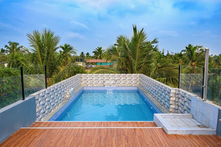 Terrace/patio, Hotel Beachfront Couple &Family Friendly, North Goa
