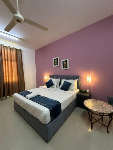 Bedroom 4, Savoy Inn Hotel, Seeb