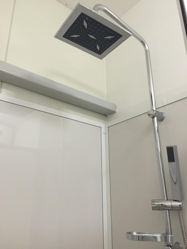 Bathroom 3, Labe Arena, Litoměřice