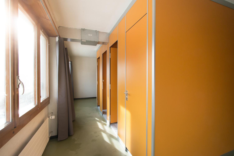 Bathroom 2, Gruppenhaus Frutigresort, Frutigen