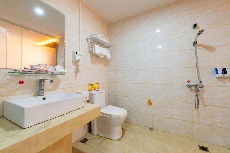 Bathroom 5, Zhongshan Guanlong Hotel, Zhongshan