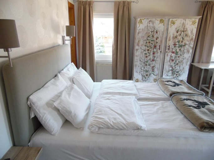 Room 5, Bella Vista Lodge, Lienz