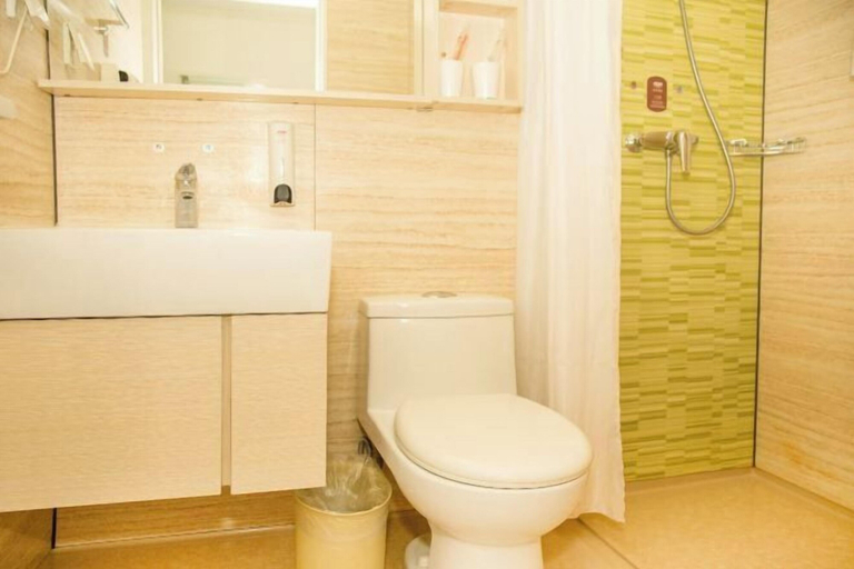 Bathroom 3, Elan Hotel (Yantai Muping Bus Station), Yantai