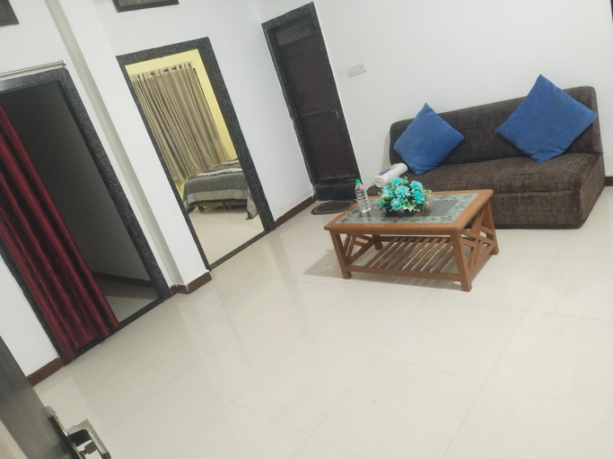 Others 5, White house, Mandsaur