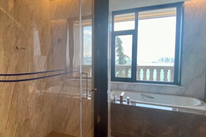 Bathroom 4, Weihai Dongshan Hotel, Weihai