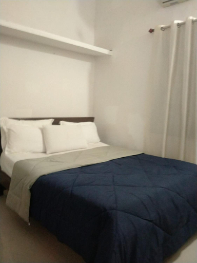 Bedroom, Gennys farmhouse, Sindhudurg