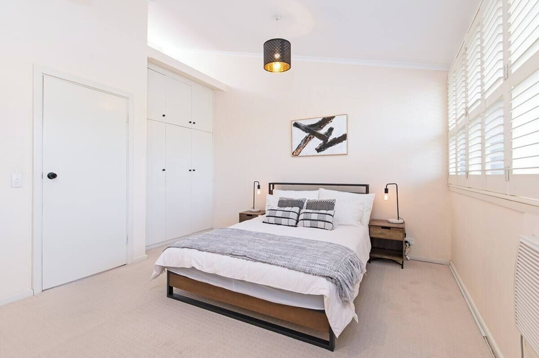 Room 5, Character & Charm 3BR home - free wine, Adelaide