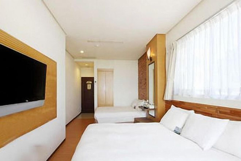 Bedroom 4, Love Sea 126 House Inn Hostel, Pingtung