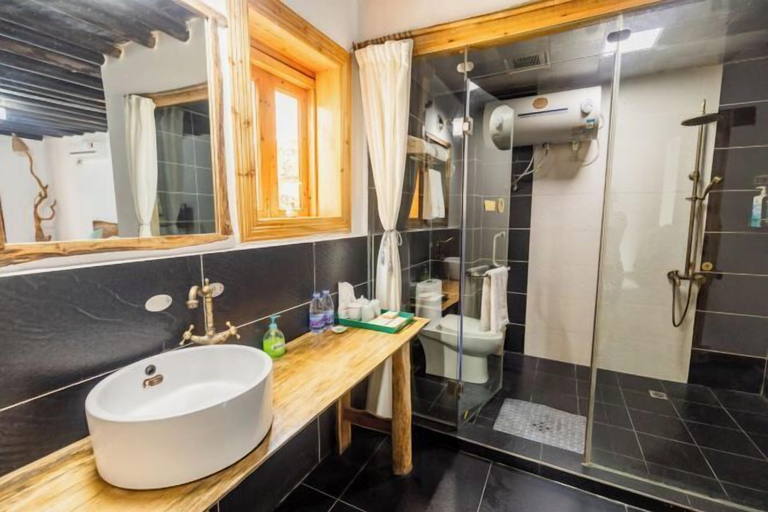 Bathroom 3, Memory of Pan's, Guilin