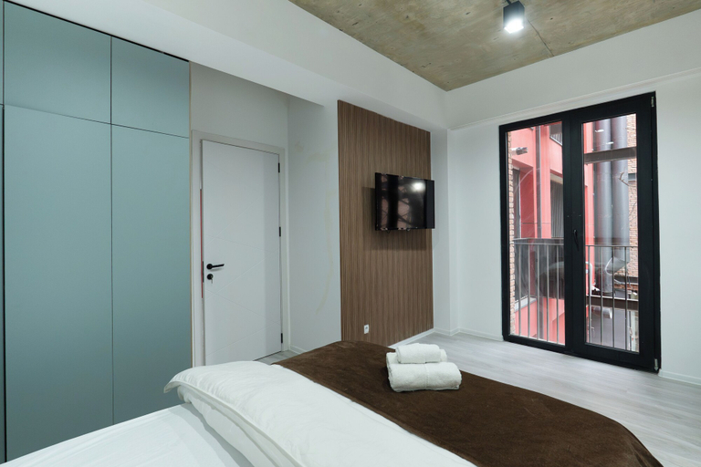 Room 5, Bright 1BR apartment in Avlabari, Tbilisi